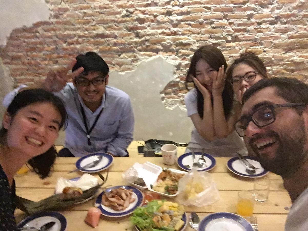 ウドーンターニー ウドンバックパッカーズ ベッズ アンド カフェホステル エクステリア 写真